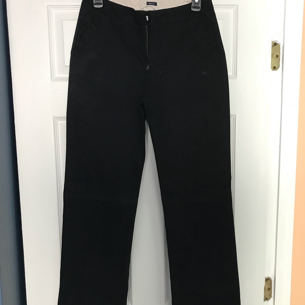 Black dress pants.